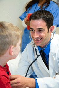 male-doctor-with-kid